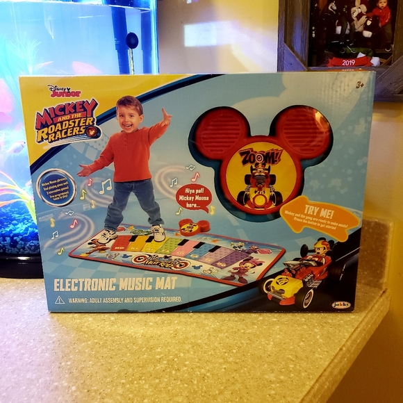 Mickey and the roadster racers music mat